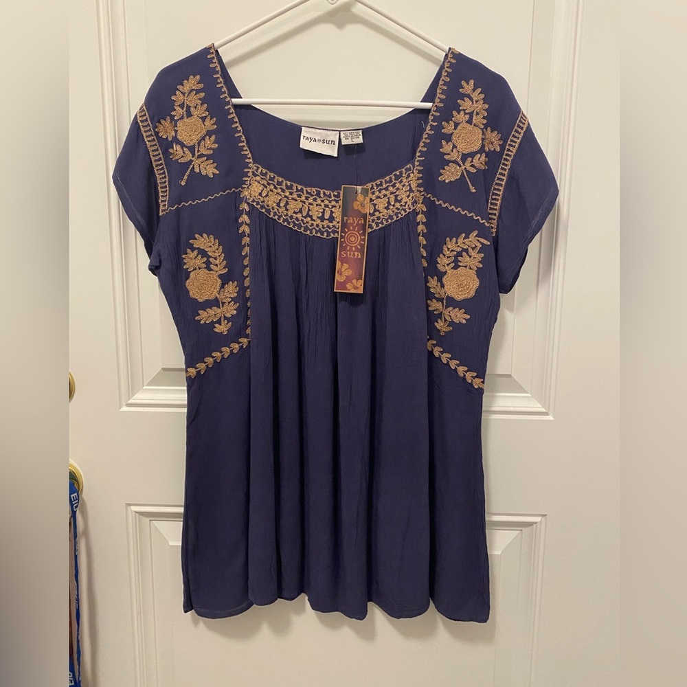 Raya Sun women’s top